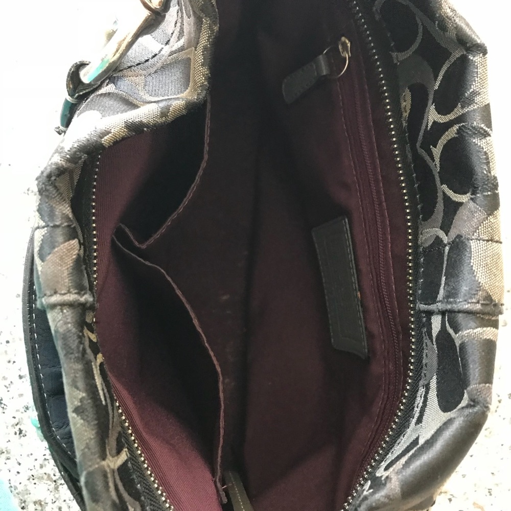 Coach purse - Picture 5 of 5